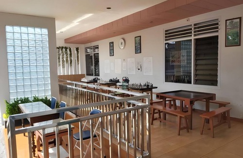 Tulungagung Hotel | 44 m² Hotel ∙ 3 guests