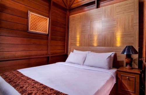 Megamendung Resort | 47 m² Resort ∙ 8 guests