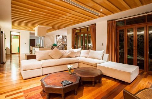 Sai Thai Villa | 470 m² Villa ∙ 5 bedrooms ∙ 14 guests