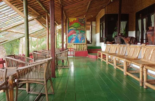 Pancawati Hotel | 48 m² Hotel ∙ 6 bedrooms ∙ 20 guests