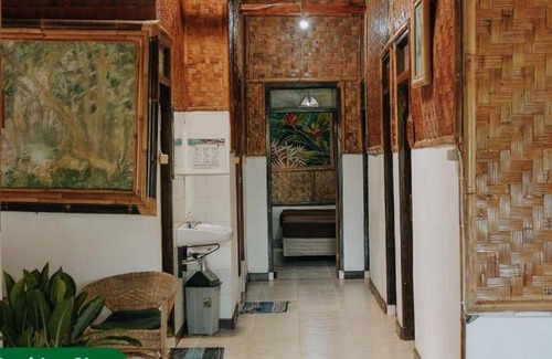 Pancawati Hotel | 48 m² Hotel ∙ 6 bedrooms ∙ 20 guests