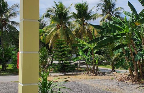 Taman Tiram Jaya Bed & Breakfast | 480 m² Bed and breakfast ∙ 3 guests