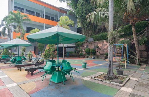 Bogor Selatan Hotel | 50 m² Hotel ∙ 4 guests