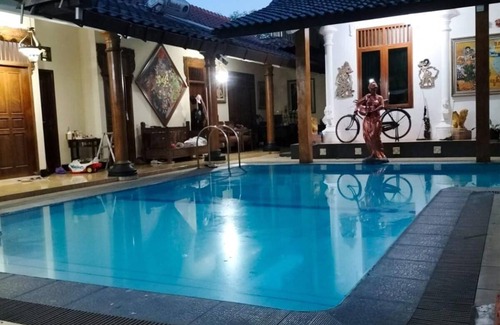 Banjarasri House | 500 m² House ∙ 3 bedrooms ∙ 8 guests