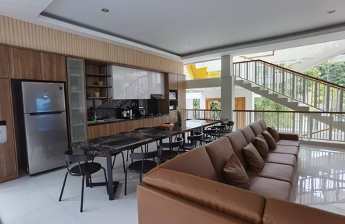 Bandung Villa | 500 m² Villa ∙ 5 bedrooms ∙ 24 guests