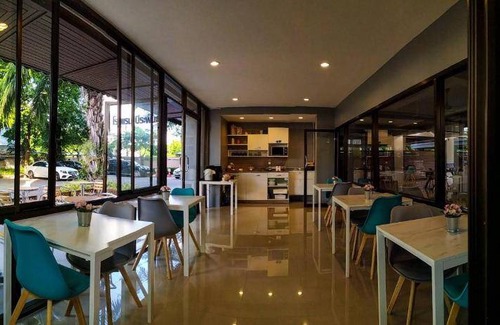 Talat Phlu Hostel | 55 m² Hostel ∙ 127 guests