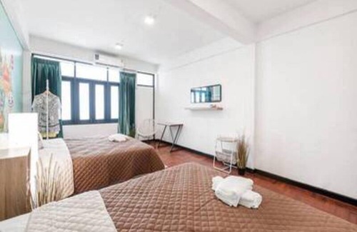 Ratchathewi House | 550 m² House ∙ 3 bedrooms ∙ 20 guests