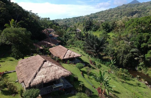 Desa Kowanara Cabin | 56 m² Lodge ∙ 6 guests