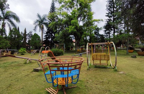 Cipanas Resort | 70 m² Resort ∙ 3 bedrooms ∙ 6 guests