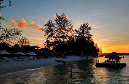 Bintan Resort | 75 m² Resort ∙ 9 guests