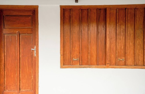 Sidomulyo House | 7BR Villa Kamandalu - Oase Klasik Modern di Kota Batu