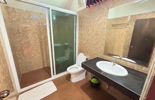 Nakhon Nayok Resort | 7Zee View