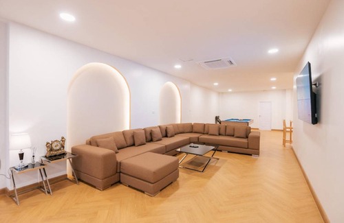 Hat Yai House | 960 m² House ∙ 5 bedrooms ∙ 10 guests