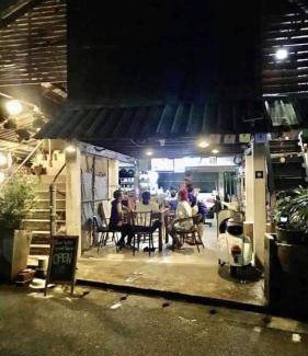 Bang Phra Bed & Breakfast | Bed and breakfast ∙ 2 guests