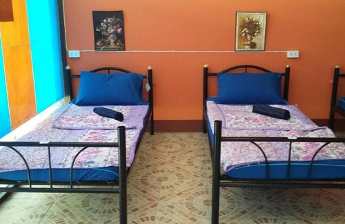 Haad Rin Hostel | Blue Hostel