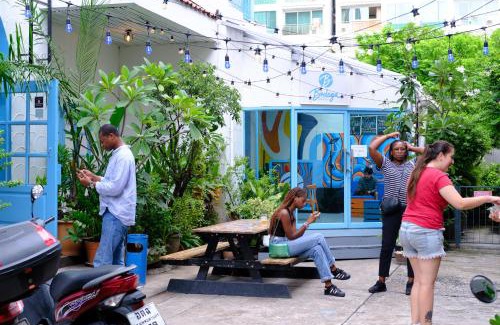 Asoke Hostel | Bodega Bangkok Soi 23
