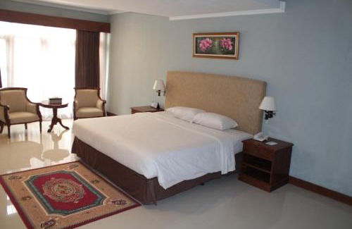 Catur Tunggal Hotel | Cakra Kusuma Hotel