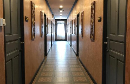 Talat Yot Hostel | Center Point Plaza