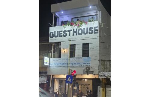 Cilacap House | Cilacap Guest House , Penginapan lokasi strategis di Depan terminal bus cilacap
