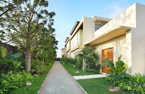 Kampial Villa | Clean, Spacious, Quiet Villa in Nusa Dua, 2 Bedrooms, Close to GWK Cultural Park
