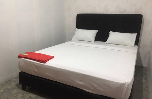 Kediri Hostel | Coconut Hotel - Hostel