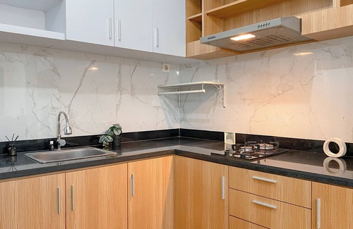 Karet Apartment | Comfy and Elegant 2BR The Wave Kuningan Apartment