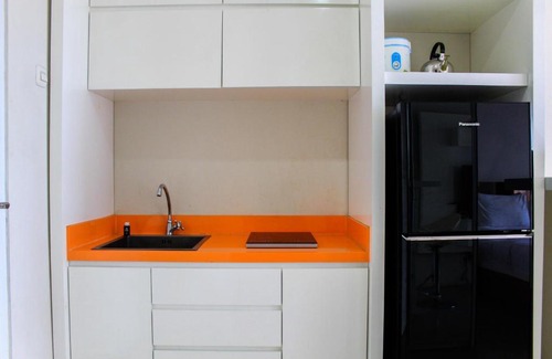 Ciputat Apartment | Comfy Studio Apartment at Bintaro Plaza Residence By Travelio