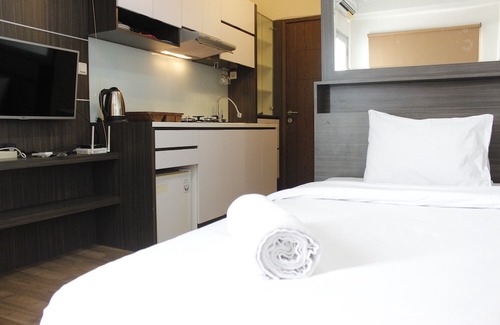 Cileunyi Hotel | Convenient Studio Apartment at Easton Park Residence Jatinangor