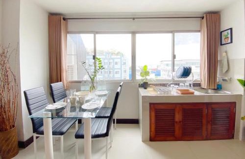 Nimman Apartment | Cozy family room At 103 condominium 2 on nimman 12