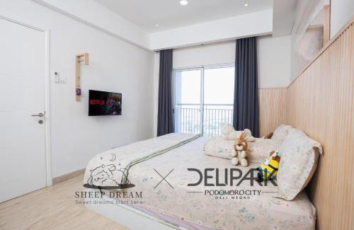 Kesawan Apartment | Delipark Mall 3 Bedrooms 3 Bathrooms 8-10 Pax Empire Premium Tower Level 28