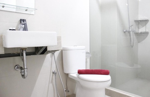 Arjuna Apartment | Deluxe & Chic 2BR Apartment at Landmark Residence By Travelio