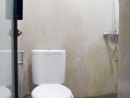 Laweyan Hostel | DPARAGON KERTEN