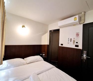 Talat Noi Hostel | Four Sisters Homestay