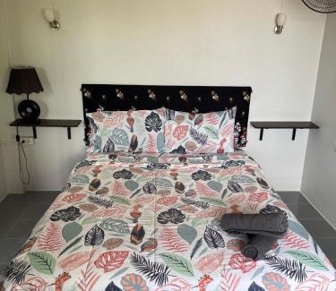 Downtown Krabi Hotel | Funky Crab The River