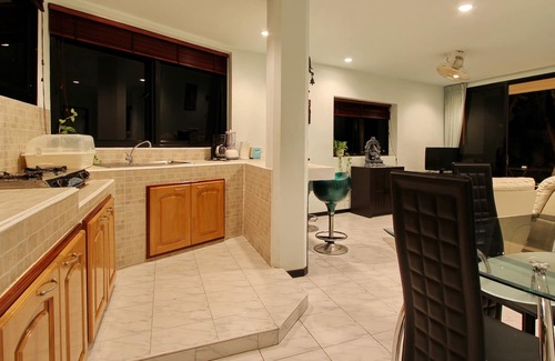 Mae Nam Apartment | Ganesha 2 bedroom apartment with sea view / pool bar * + * kitchen with patio terrace