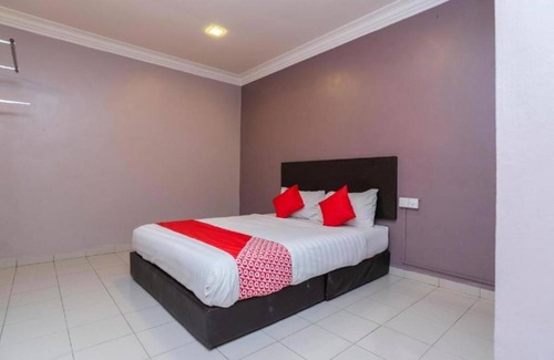 Taman Johor Jaya Hotel | Golden Horse Hotel