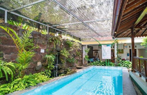 Banjarasri House | Griya Kulon Yogya