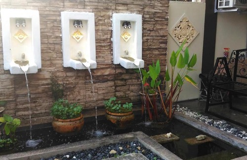 Bukit Indah House | Home2u T'Castle