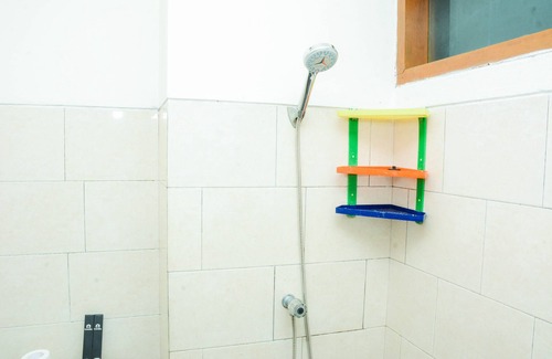 Pondokcina Apartment | Homey Studio Apartment At Margonda Residence 1
