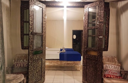 Lovina Hostel | Hostel ∙ 8 guests