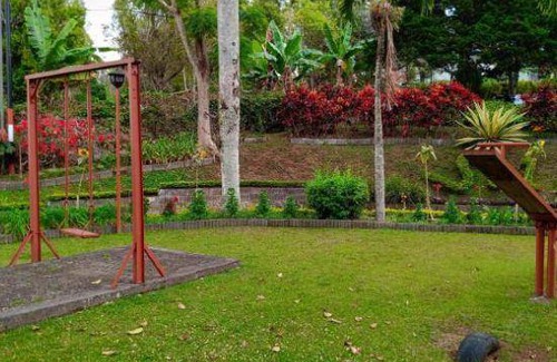 Ambarawa Hotel | Hotel ∙ 4 guests