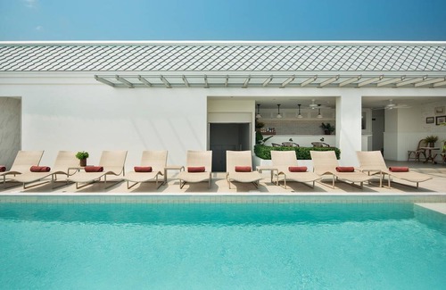 Talat Yot Hotel | Hotel ∙ 8 guests