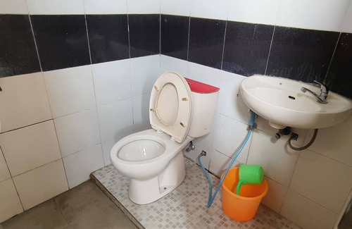 Kalimantan Hotel | Hotel O Marang Homestay Syariah Near SMP NEGERI 1 CEMPAGA