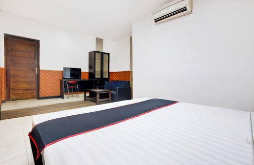 Tegal Hotel | Hotel O Mega Inn Guest House