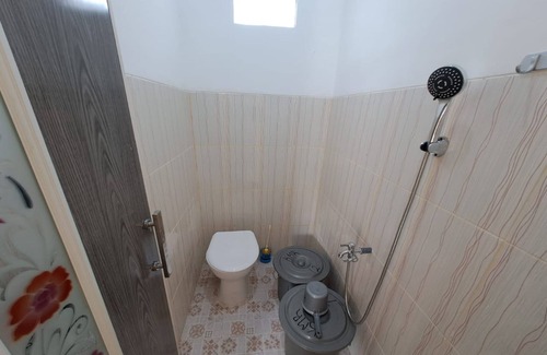 Tulang Bawang Hotel | Hotel O Venus Homestay Syariah Near Universitas Megou Pak Tulang Bawang