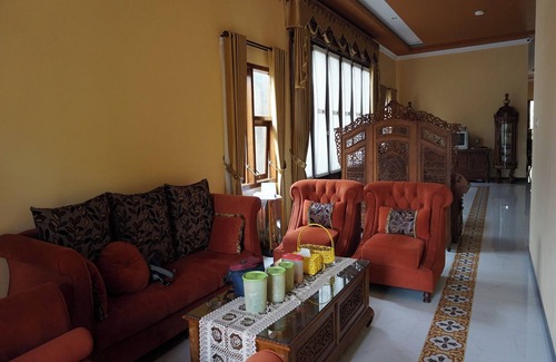Tulungagung Hotel | Hotel O Wisma Kost & Penginapan Afilia Buana Syariah