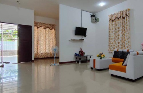 Pontianak House | House ∙ 4 bedrooms ∙ 12 guests