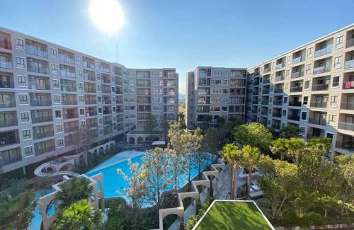 Hua Hin Apartment | Hua Hin La Casita modern room in city centre