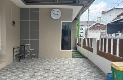 Yogyakarta House | Karenra Guest House di Pusat Kota, Dengan 3 Kamar