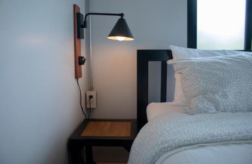 Don Muang Hostel | liaw base house